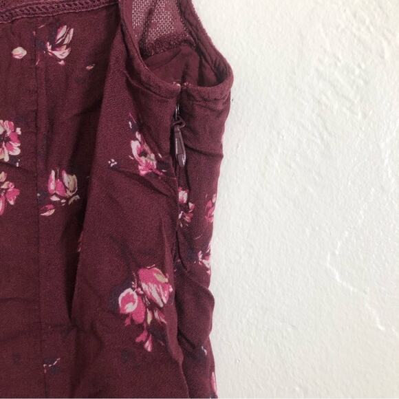 Hollister Red Fit and Flare Floral Lace Sheer High Neck Tie Mini Dress - Picture 4 of 10